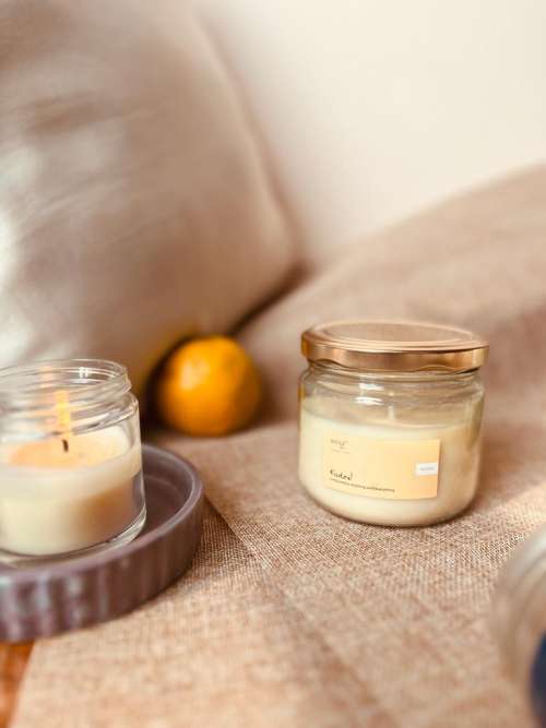 vanilla scented candle
